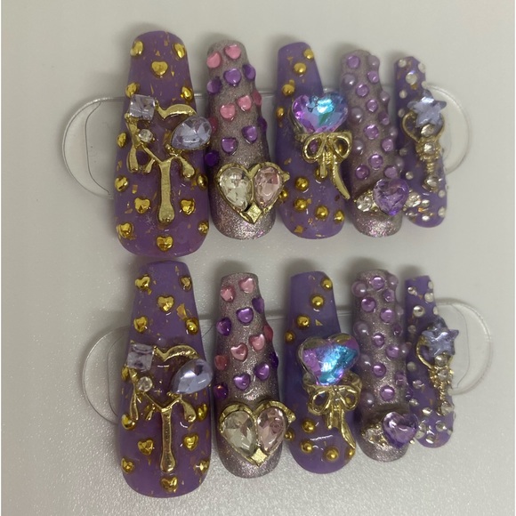 Color Changing and Metallic Handmade Press On Nail Set Purple - Picture 4 of 16